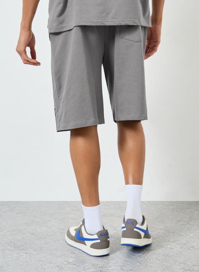 Styli Men Grey Detroit Graphic Oversized Shorts - Image 4